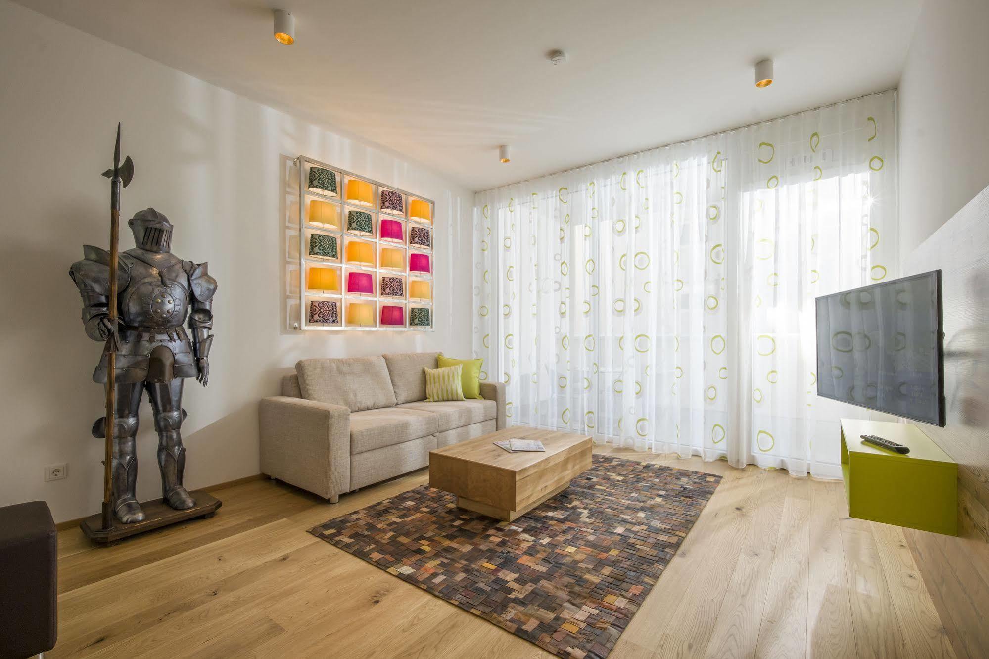 كوفستيين Private Living Apartments المظهر الخارجي الصورة